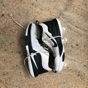 Black and white mens nike basketball shoes